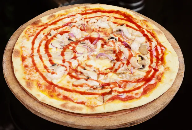 Chilli Chicken Pizza