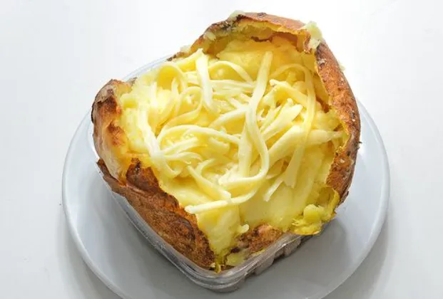 Kaşarlı Kumpir (Baked Potato with Kashar Cheese)