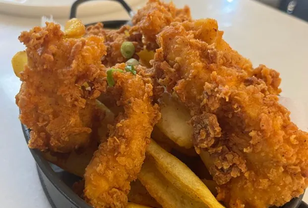 Crispy chicken basket