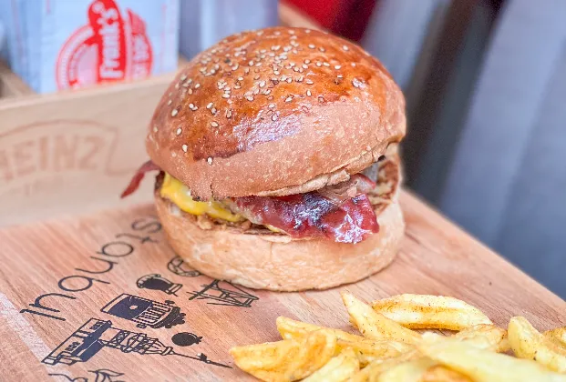 HK Burger
