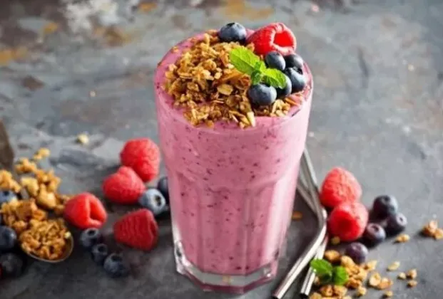 Forest Fruit Milk Foam