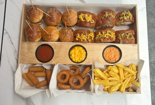 6 Mini Burger & 6 Mini Hot Dog Combo