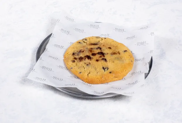 Chocolate Chip Cookie