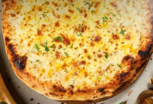 Goat cheese and herb pizza