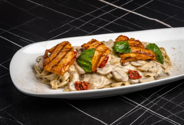 Chicken Fettuccine Alfredo
