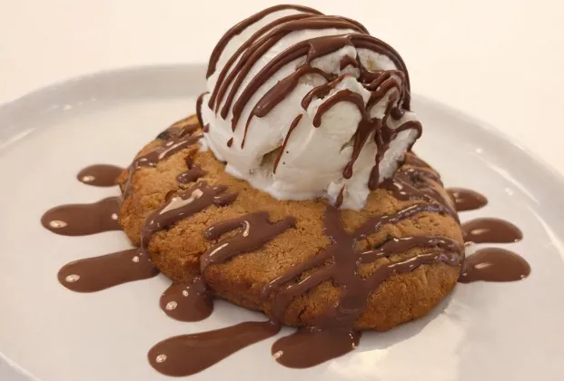 Belgian Chocolate Cookie with Ice Cream