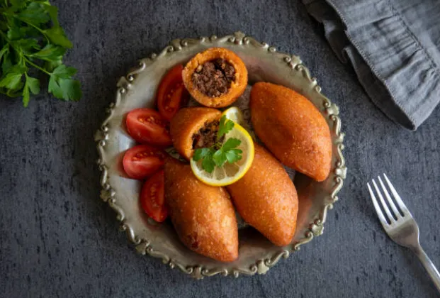İçli köfte (stuffed kibbeh)
