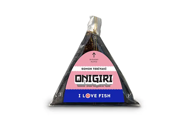 Salmon onigiri