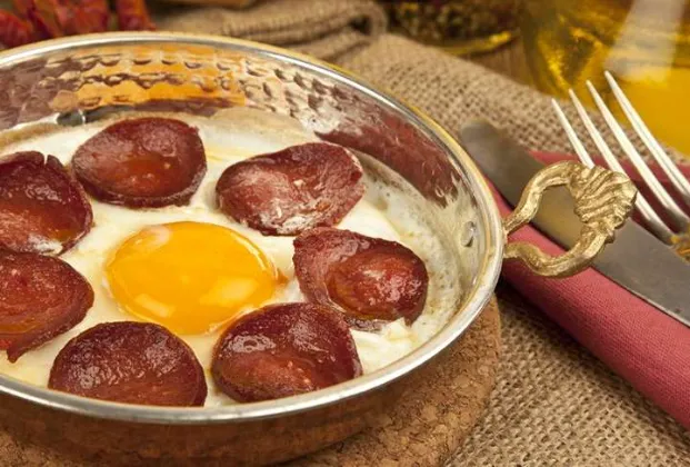 Turkish sausage and eggs