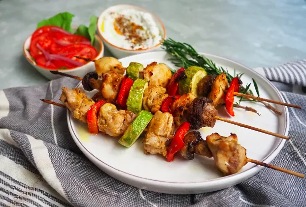 Chicken şiş