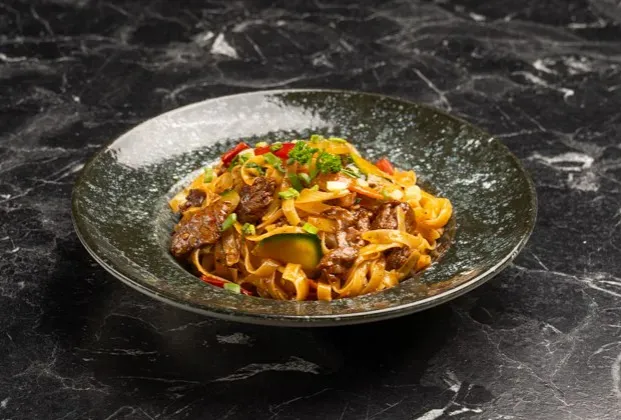 Beef tagliolini with Genoa sauce