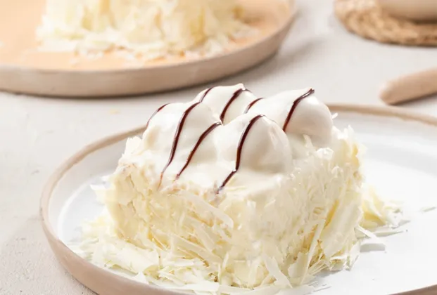 White chocolate profiterole cake