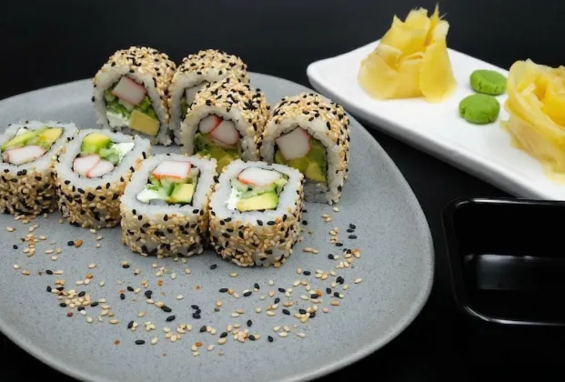 Golden California Roll (8 pieces)
