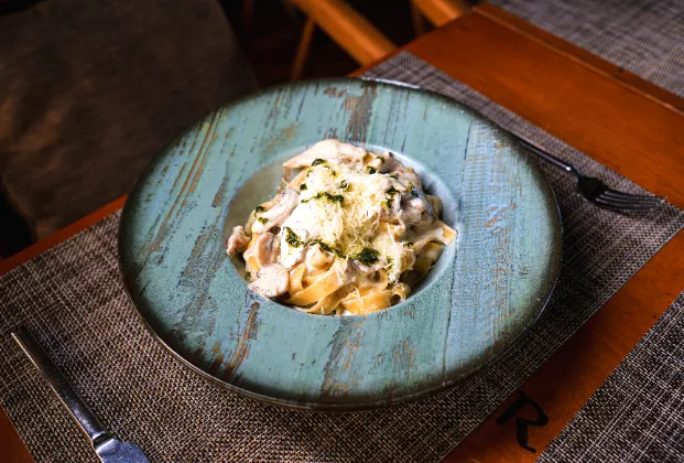 Fettuccine Alfredo