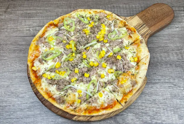 Tuna Pizza