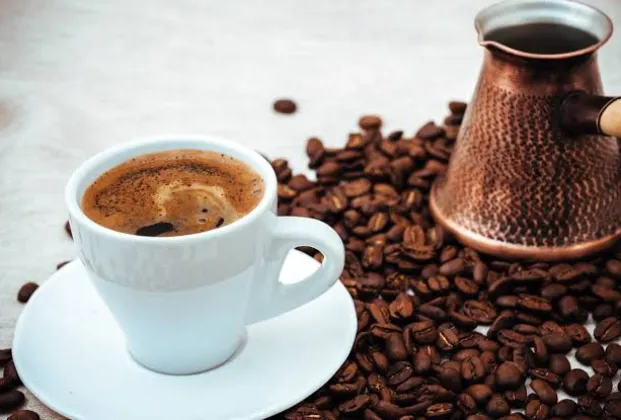 Menengiç coffee with milk