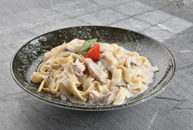 Chicken Fettuccine Alfredo