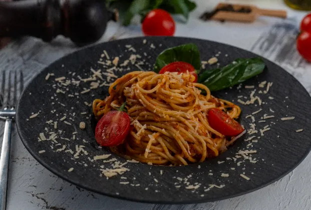 Spaghetti Napoletana with sauce