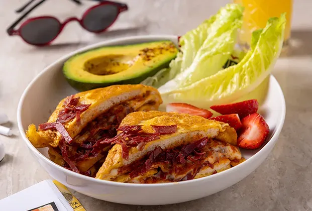 Beef Bacon, Enchilada Sauce and Mozzarella Pan Egg Toast