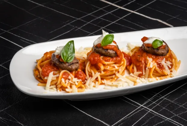 Linguine with Small Meatballs