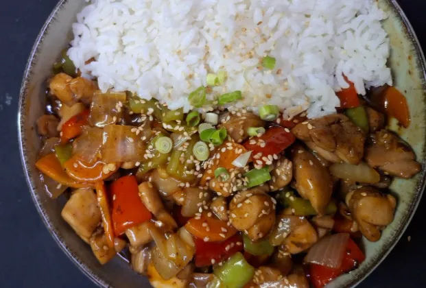 Sweet and sour chicken meal
