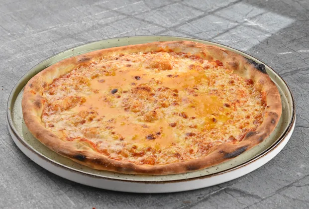 Four-cheese pizza (Quattro formaggi)