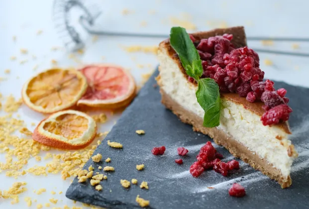 Cheesecake (Raspberry / Lemon / Caramel)