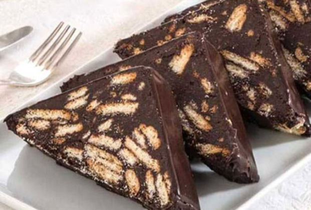 Turkish mosaic cake