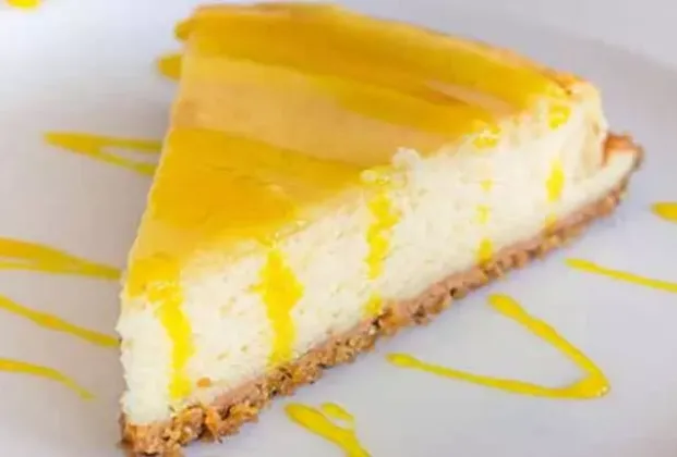 Lemon cheesecake