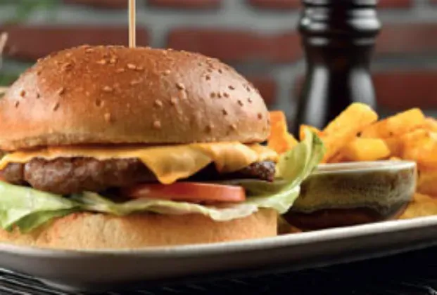 Niyokki cheeseburger