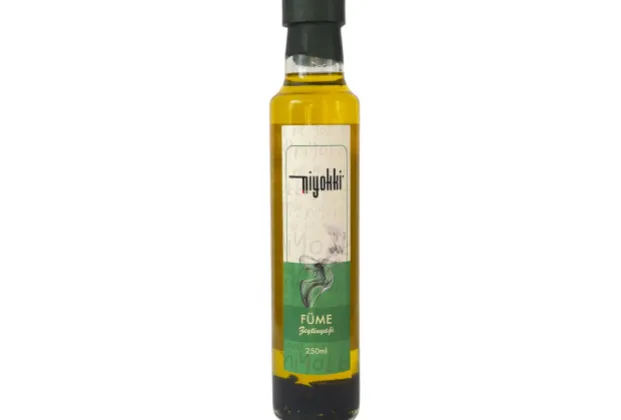 Smoked olive oil