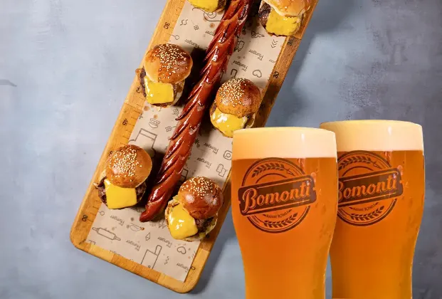 Giant Sausage and Accompaniments + 2 Draft Bomonti Unfiltered Beers, 50 cl