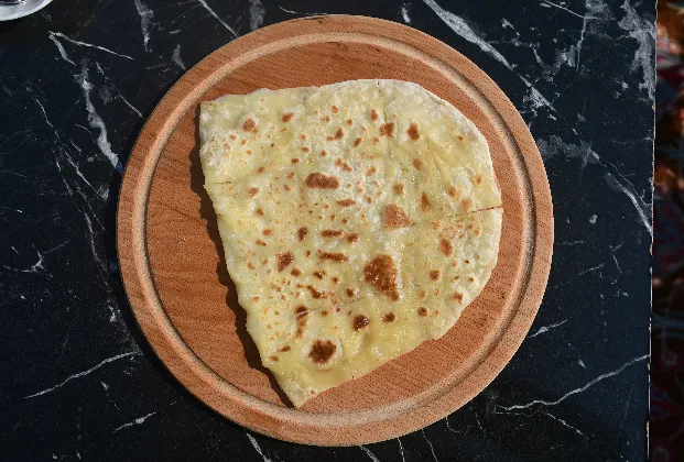 Cheese gözleme