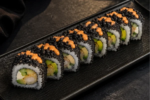 Black Calamari Crunch Roll (8 pieces)