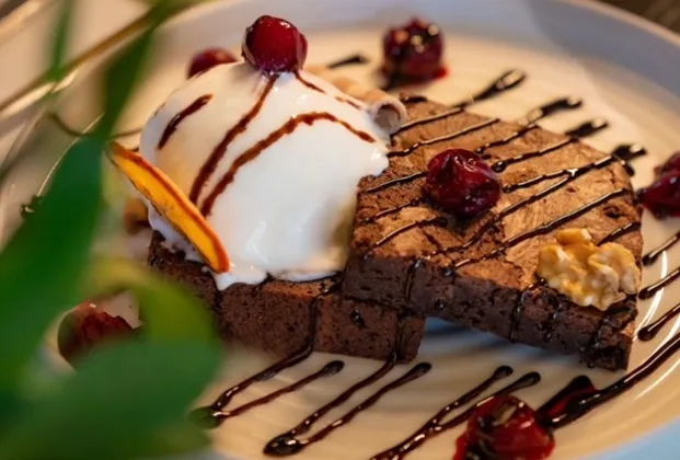 Brownie with Ice Cream