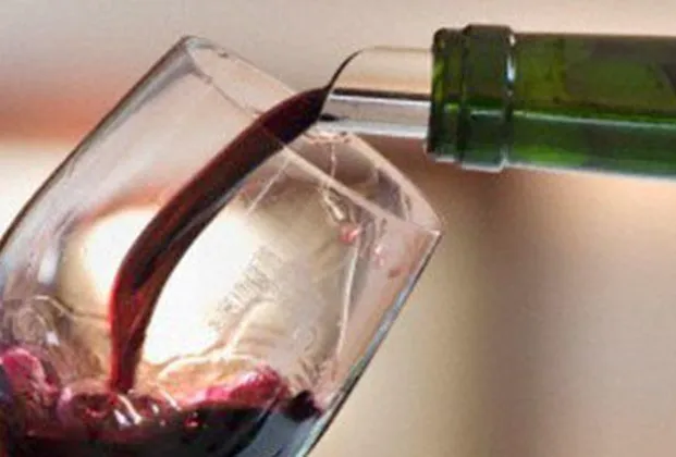 Red wine (glass)