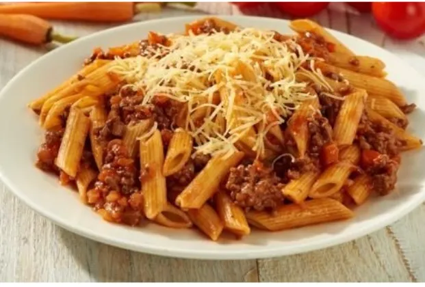 Penne with Bolognese Sauce