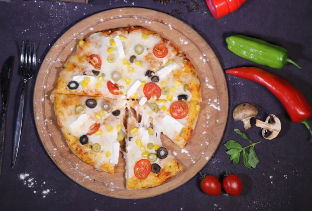 Mediterranean Pizza