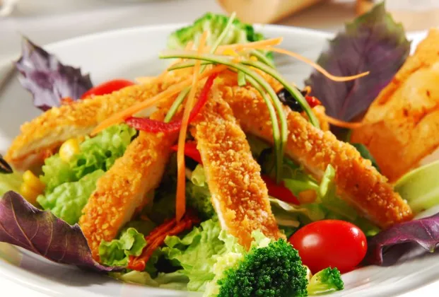 Crispy Chicken Salad