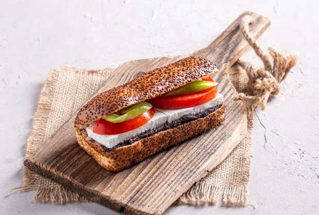 Breakfast sandwich