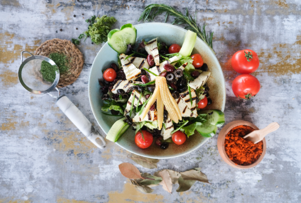 Halloumi salad