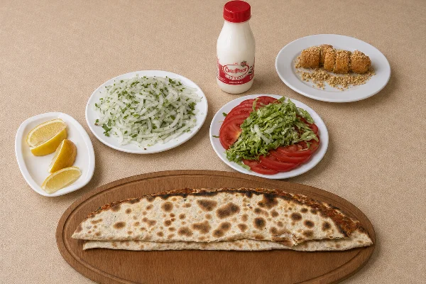 Lahmacun Meal
