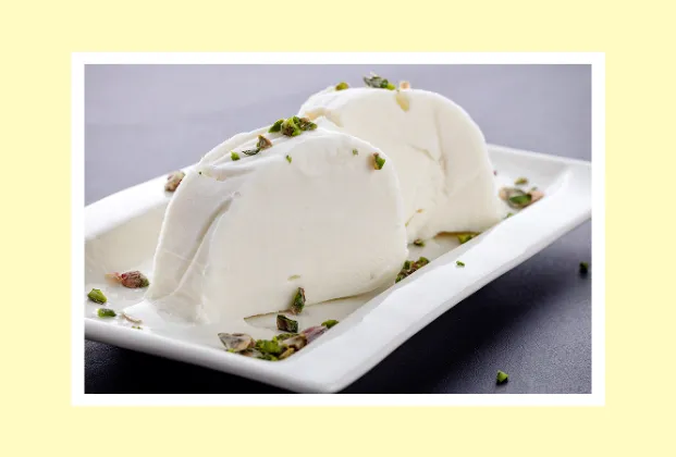 Sliced Maraş ice cream