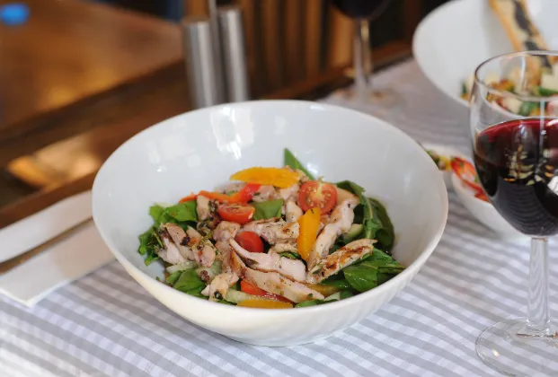 Grilled chicken salad
