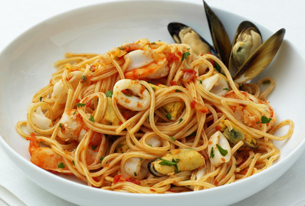 Fettuccine with seafood