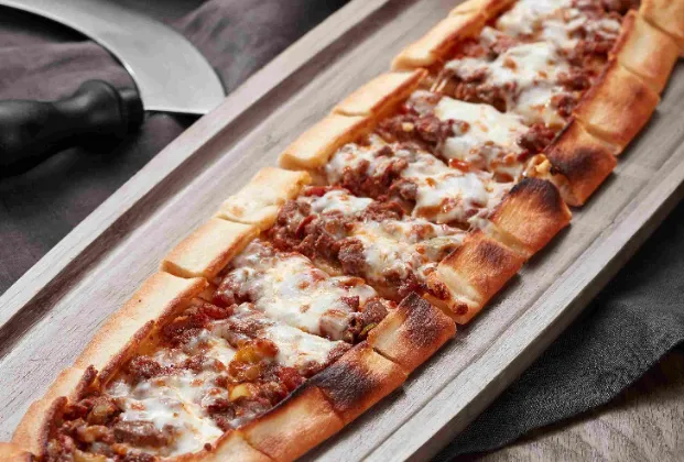 Black Sea pide (diced meat and cheese)