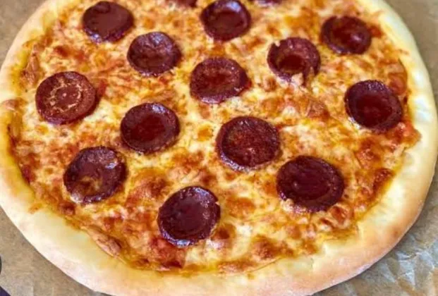 Sucuk Pizza (Pepperoni)