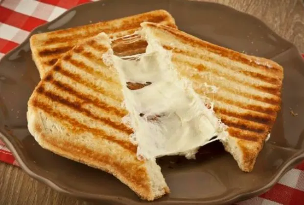 Double cheese toast with potatoes