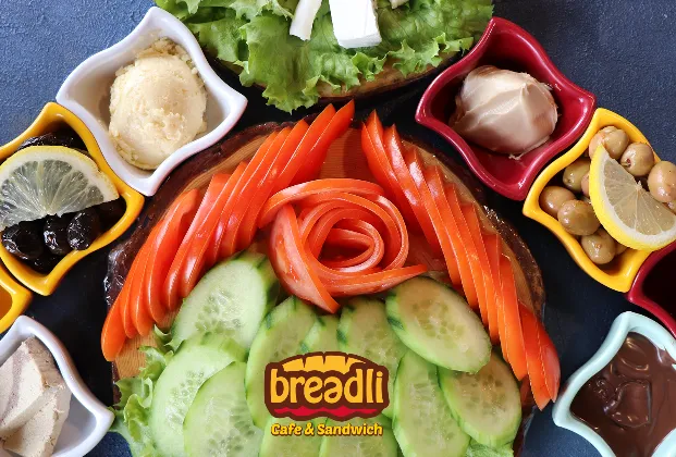 Breakfast plate (for one)