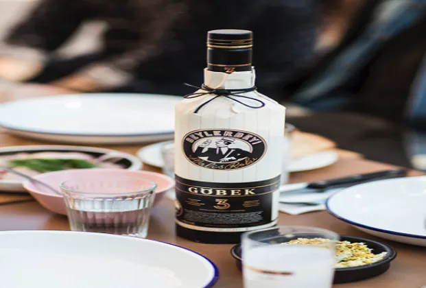 Beylerbeyi Göbek Rakı (single)